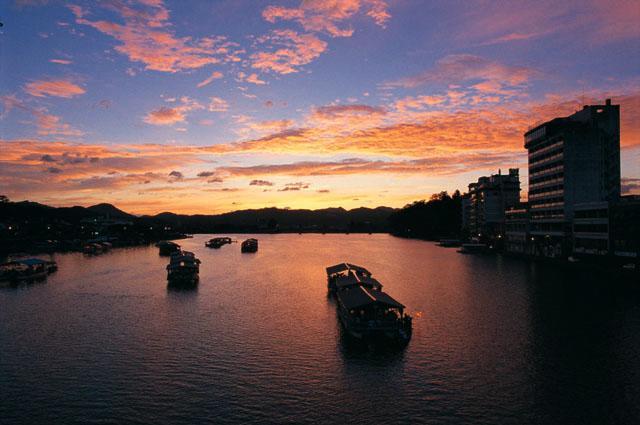 Riverside Hotel Sansuikan 日田市 エクステリア 写真